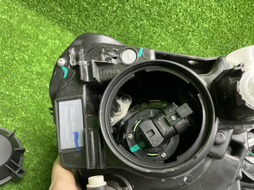 Битая Фара левая Geely Coolray (19-24) галоген