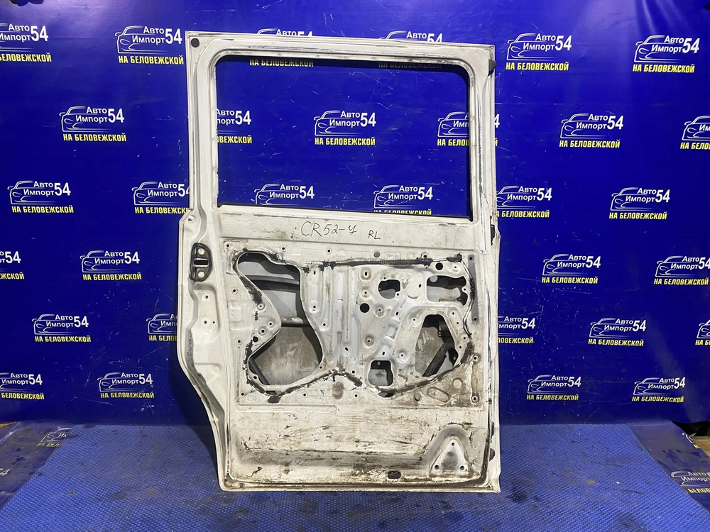 Дверь задняя левая TOYOTA LITEACE NOAH 2001