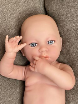 Кукла Marina and Pau 38cм Nana виниловая без одежды (M26)