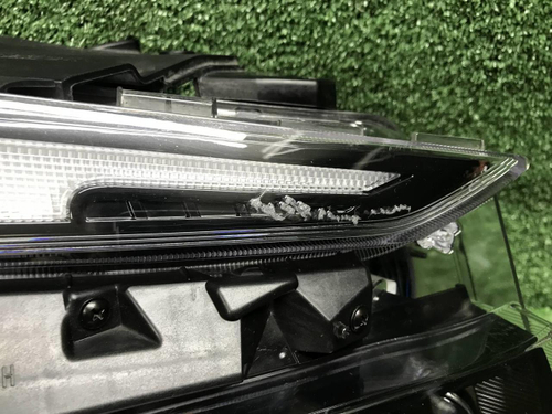 Битая Фара правая Hyundai Santa Fe 4 TM 20-23 LED