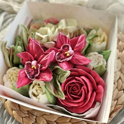 Фотография Зефир цветы «Орхидея» в коробке / 16х16 см купить в магазине Афлора