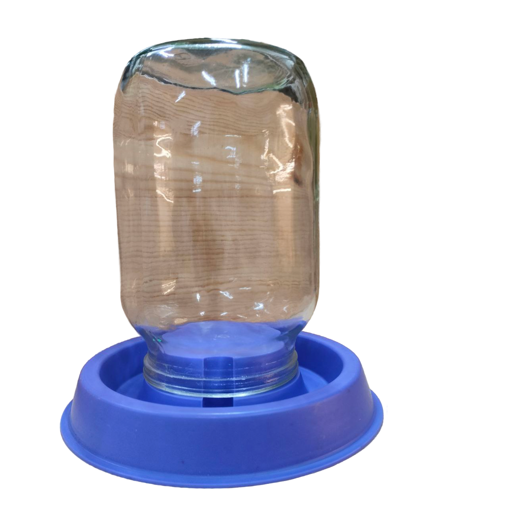 Поилка под банку