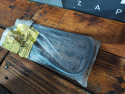 Молдинг заднего стекла левый Mazda 6 (GG) 02-08 Новое Оригинал GJ8J50613D