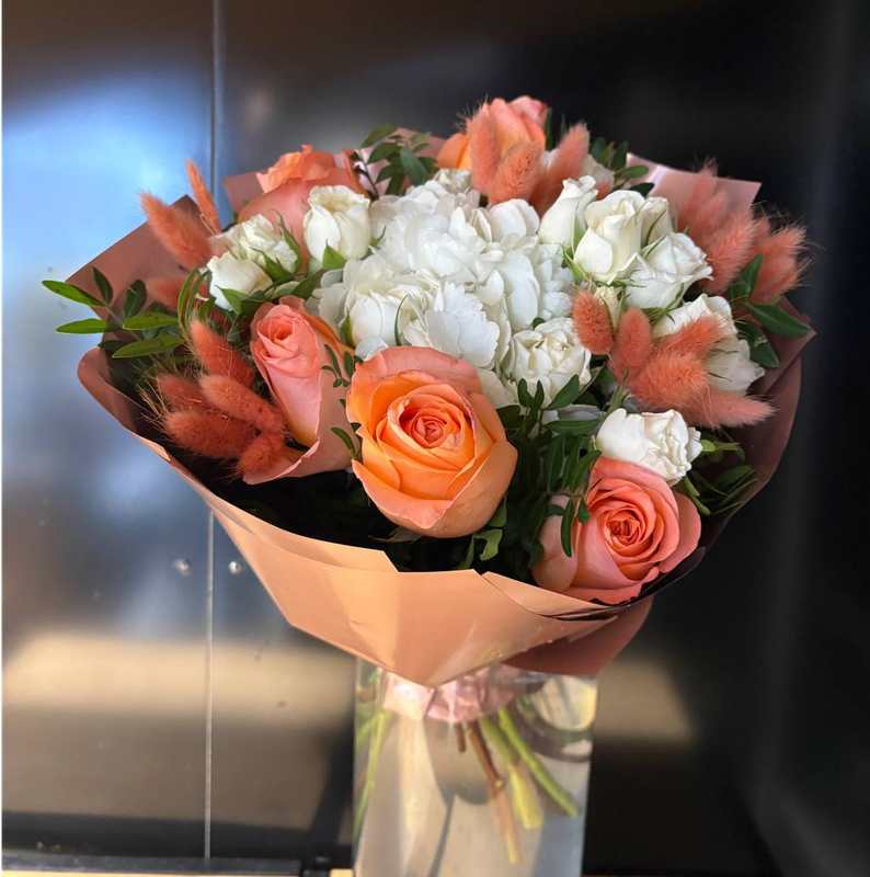 Букет "Персиковые сны" Букет "Персиковые сны"