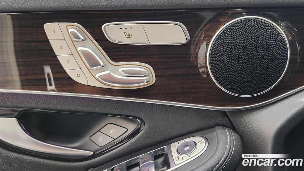 Mercedes-Benz GLC-Class X253 GLC300 4MATIC (01.2020)