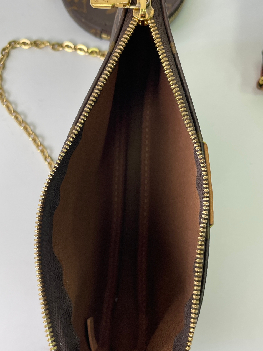 Сумка Louis Vuitton Multi Pochette
