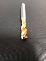 Метчик машинно-ручной М10х1.5 DIN 371 HSSE для глухих отверстий с винтовой канавкой с покрытием TiN