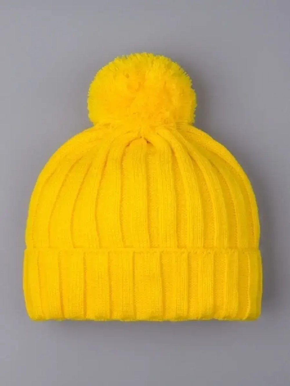 Шапка детская вязаная осенняя с помпоном