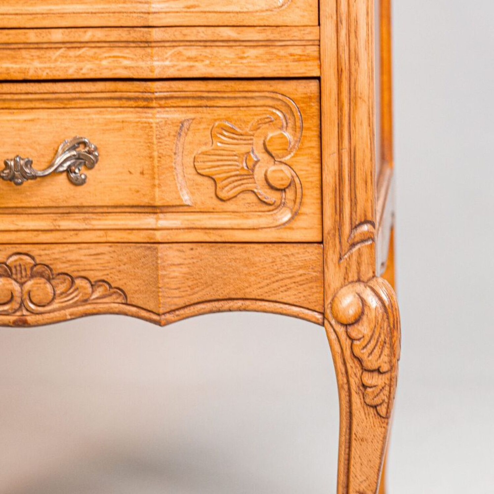 Комод в стиле Людовика XV