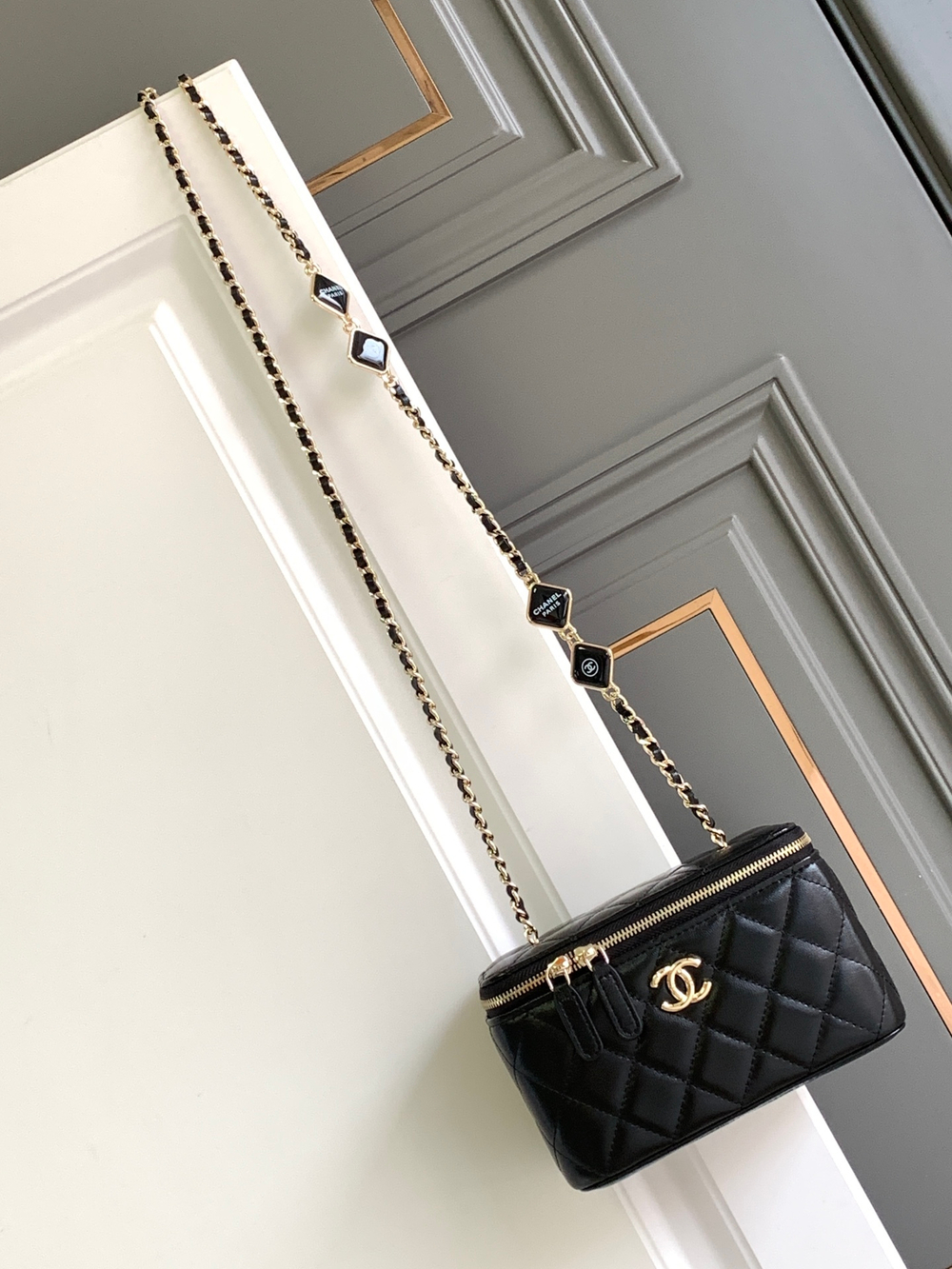 Chanel Vanity Bag 17 cm