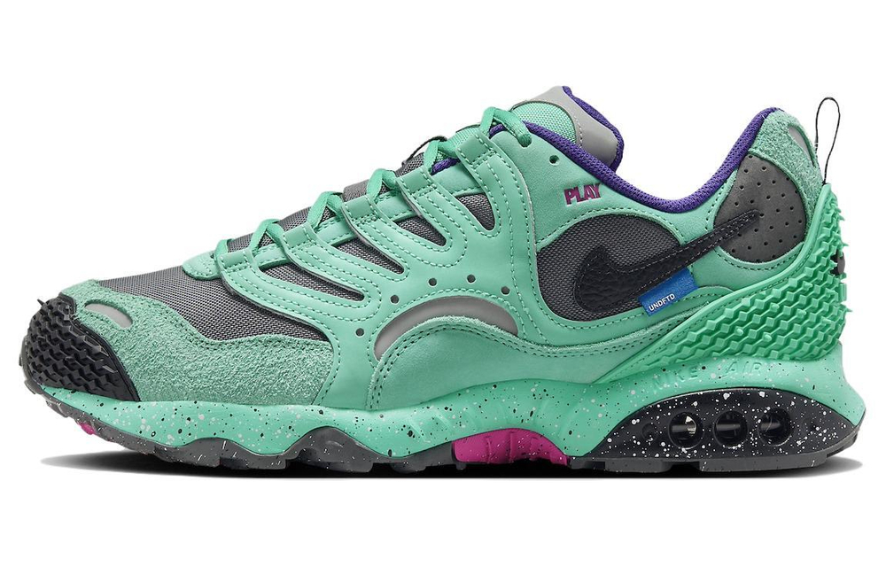 Кроссовки Undefeated X Nike Air Terra Humara Light Menta