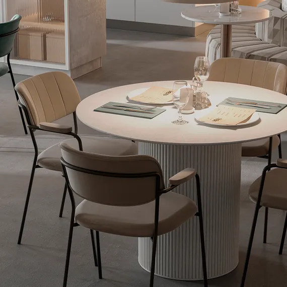 Стул Eirill Arms бежевый велюр с черными ножками