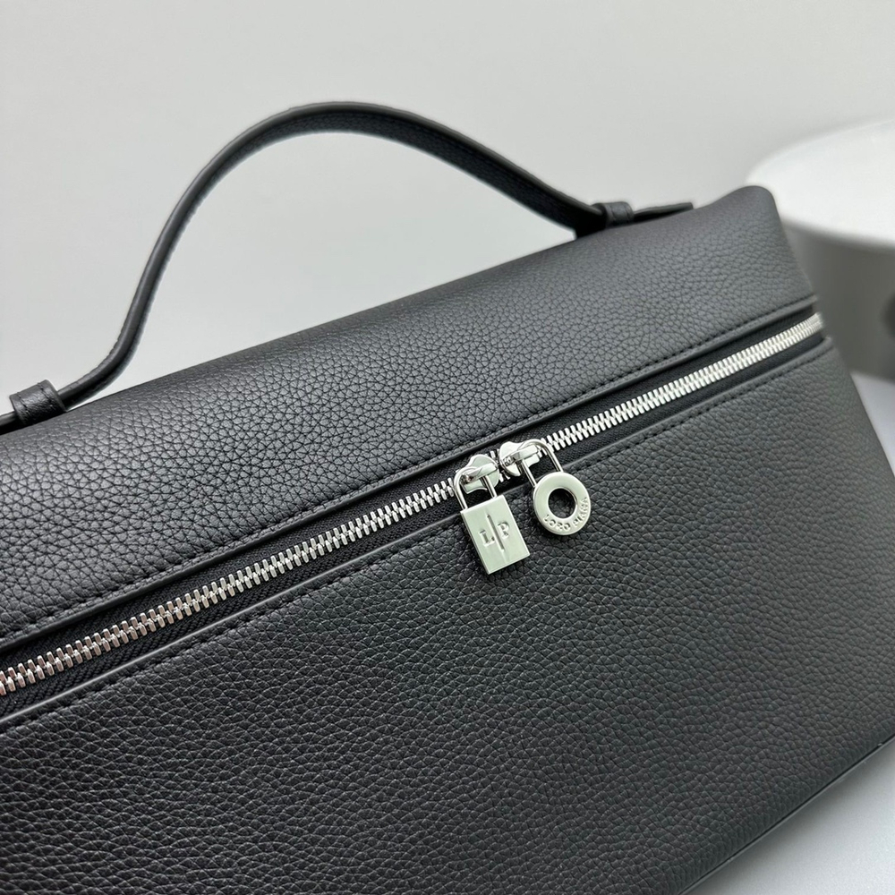 Loro Piana Extra Pocket L27