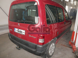 Фаркоп оцинкованный Galia C043A для Citroen Berlingo I 1996-2008, Berlingo First 2008-, Peugeot Partner I 1996-2008, Partner Origin 2008-(паспорт и сертификат в комплекте)(без электрики)