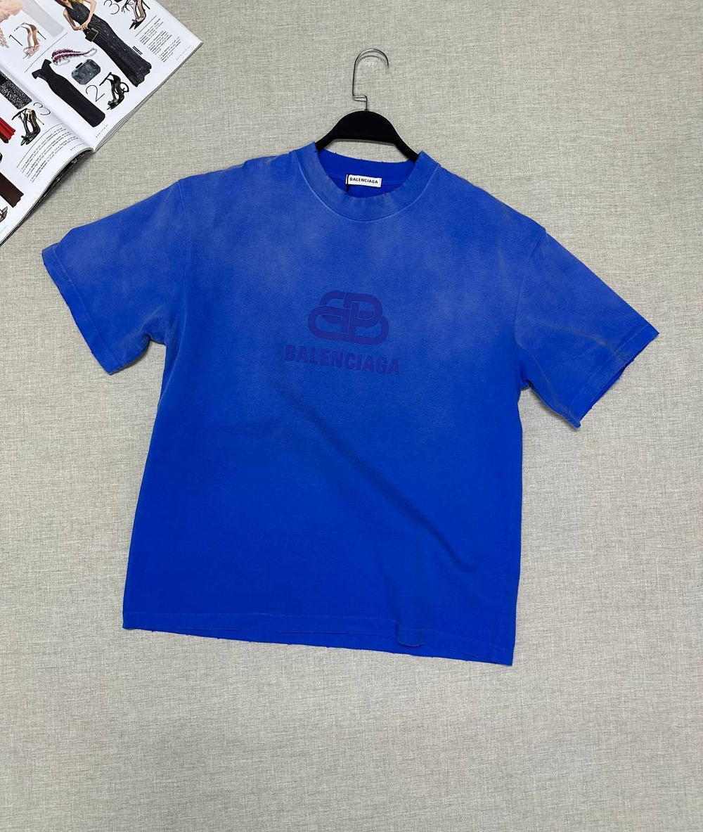 Футболка Balenciaga