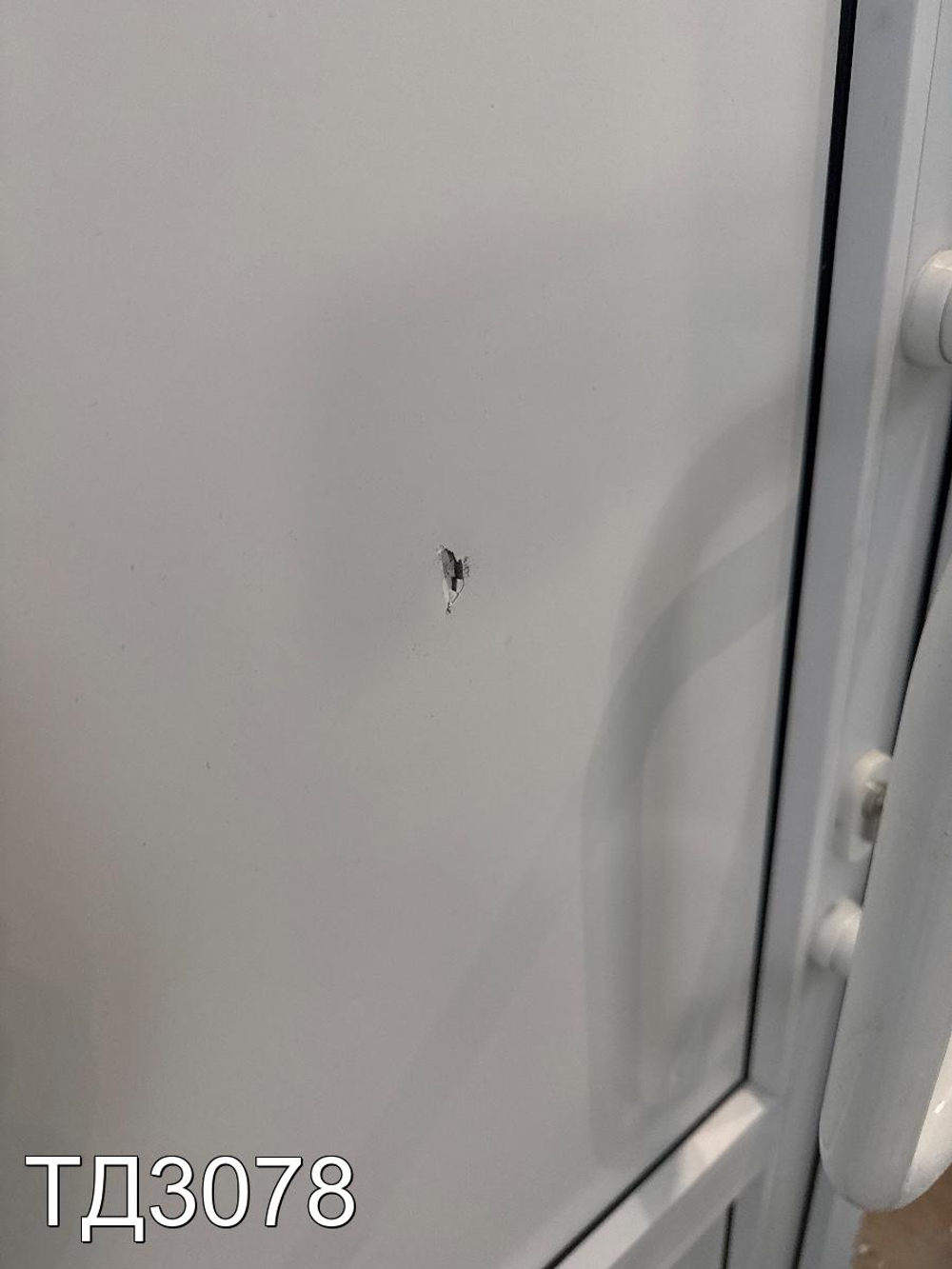 Дверь пластиковая входная Б/У 2040(в) x 1040(ш)