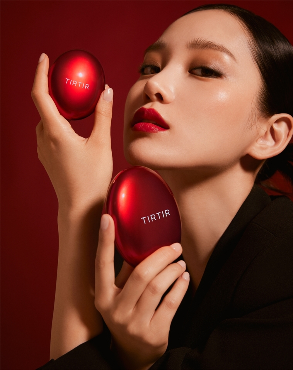 TIRTIR Mask Fit Red Cushion - Долговечная тональная основа в губке, 18 g