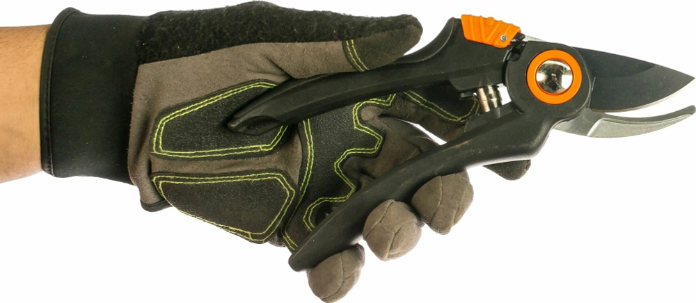 Секатор плоскостной профессиональный для сада и цветов Finland 1431