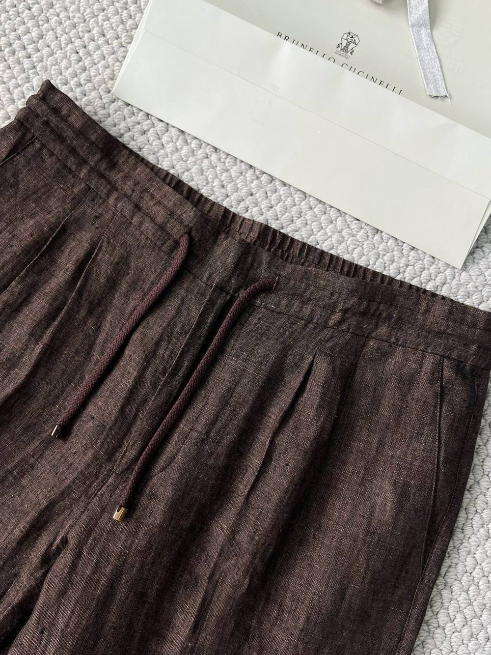 Льняной костюм Brunello Cucinelli