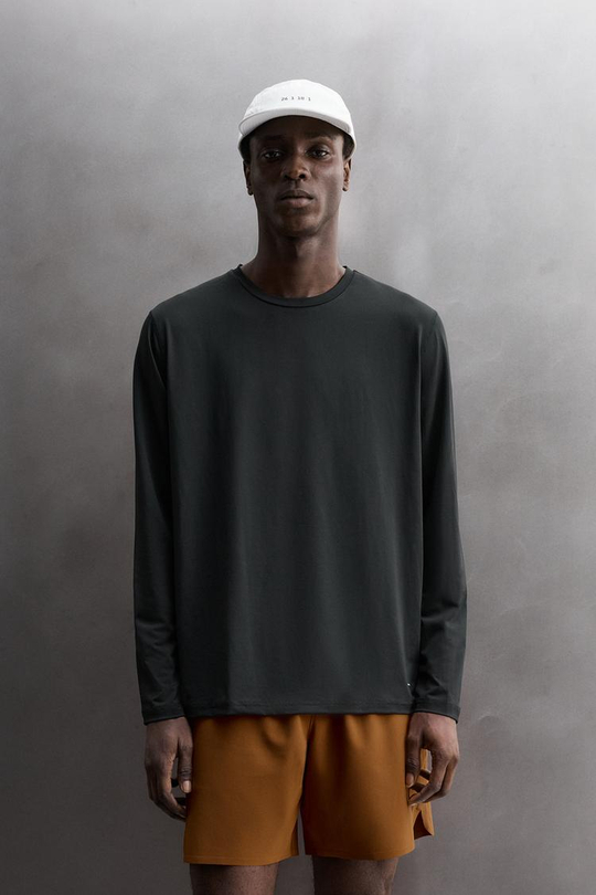 ZARA БАЗОВАЯ ФУТБОЛКА С ДЛИННЫМИ РУКАВАМИ, ЧЕРНЫЙ