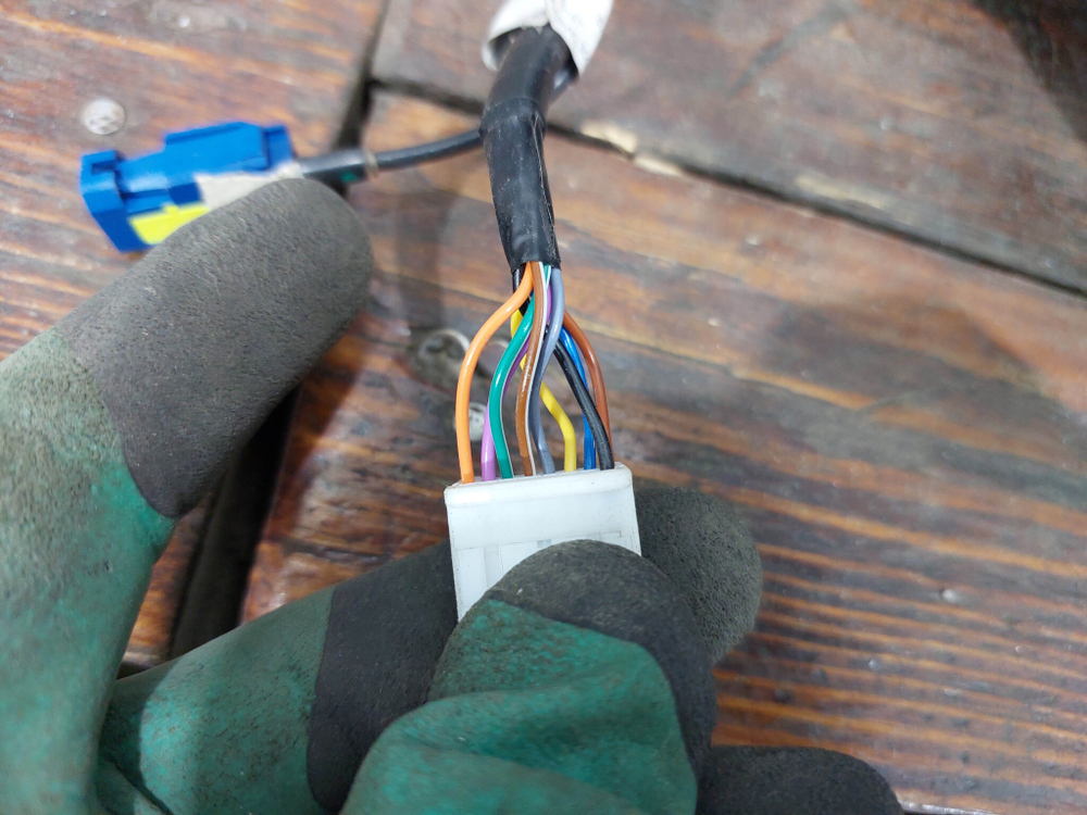 Зеркало правое 9 + 1 pin Haval Dargo 22-нв Б/У Оригинал 8202240XKN46A