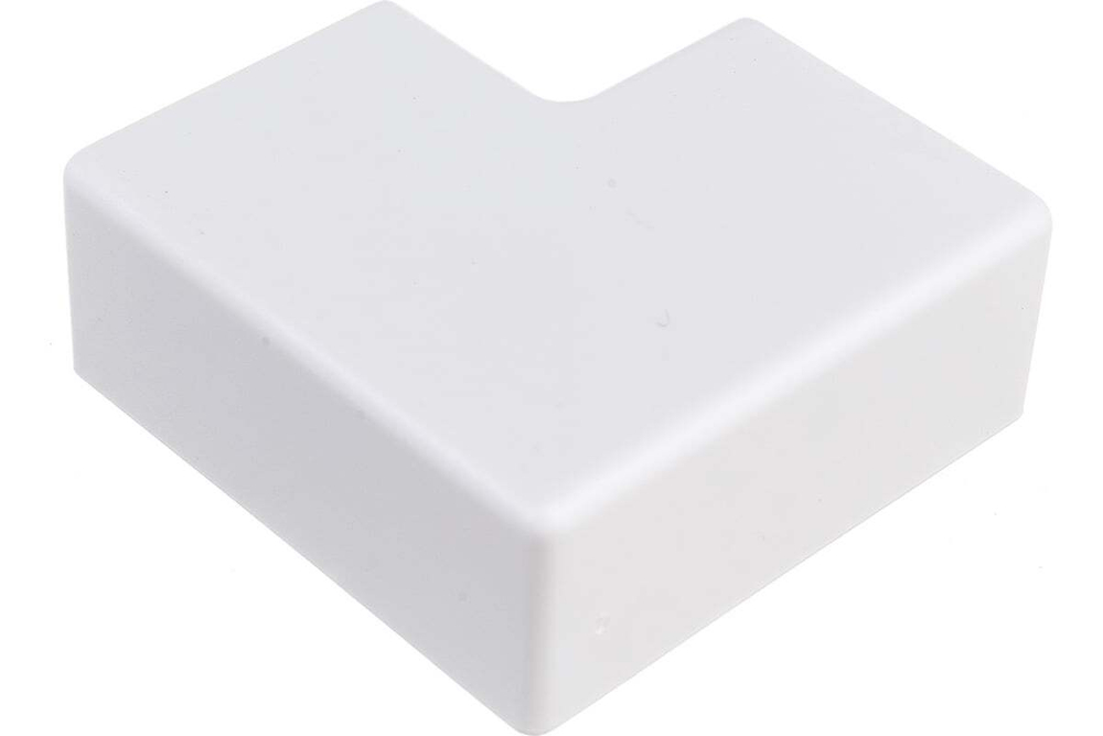 APM 25x17 Угол плоский DKC