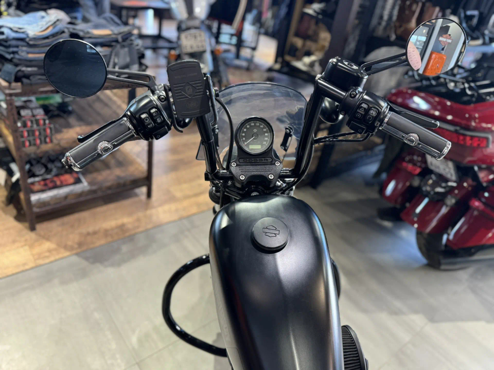 Harley-Davidson Sportster 883