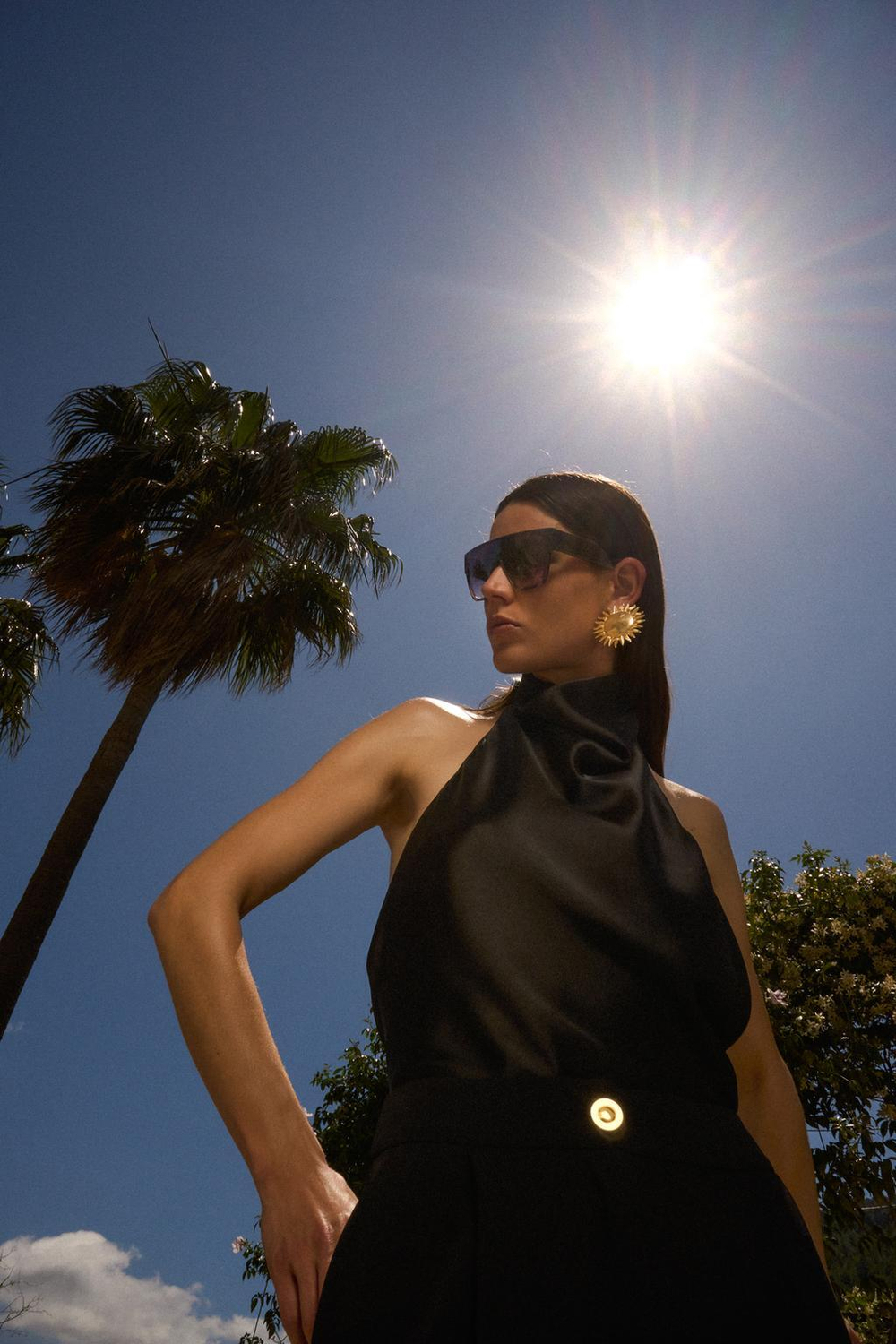 ZARA АТЛАСНЫЙ ТОП С ГОРЛОВИНОЙ ХАЛТЕР, ЧЕРНЫЙ