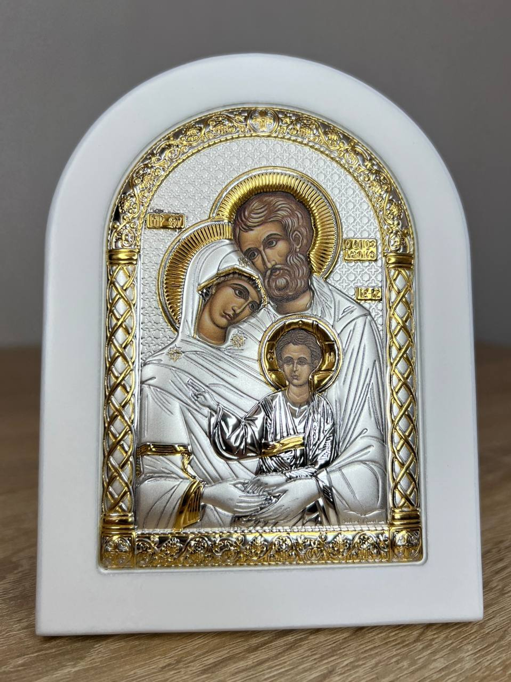 Св. Семейство, икона арочная, белое дерево 105х140