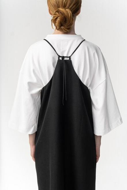 Платье на бретелях из тонкой шерсти