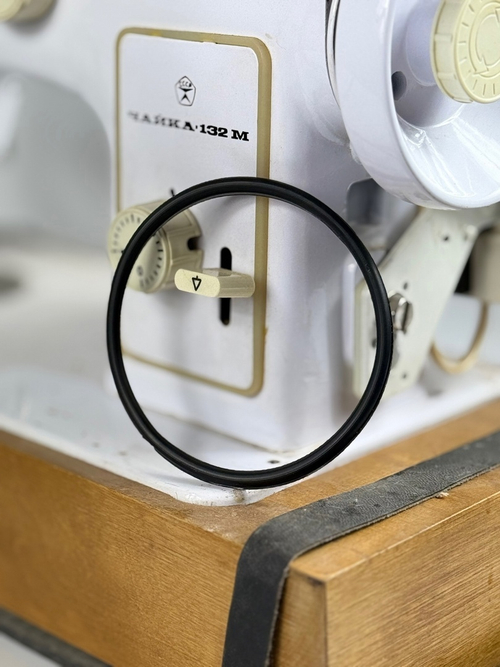 Ремень для швейных машин и оверлоков пр-во Россия черный - 1 шт