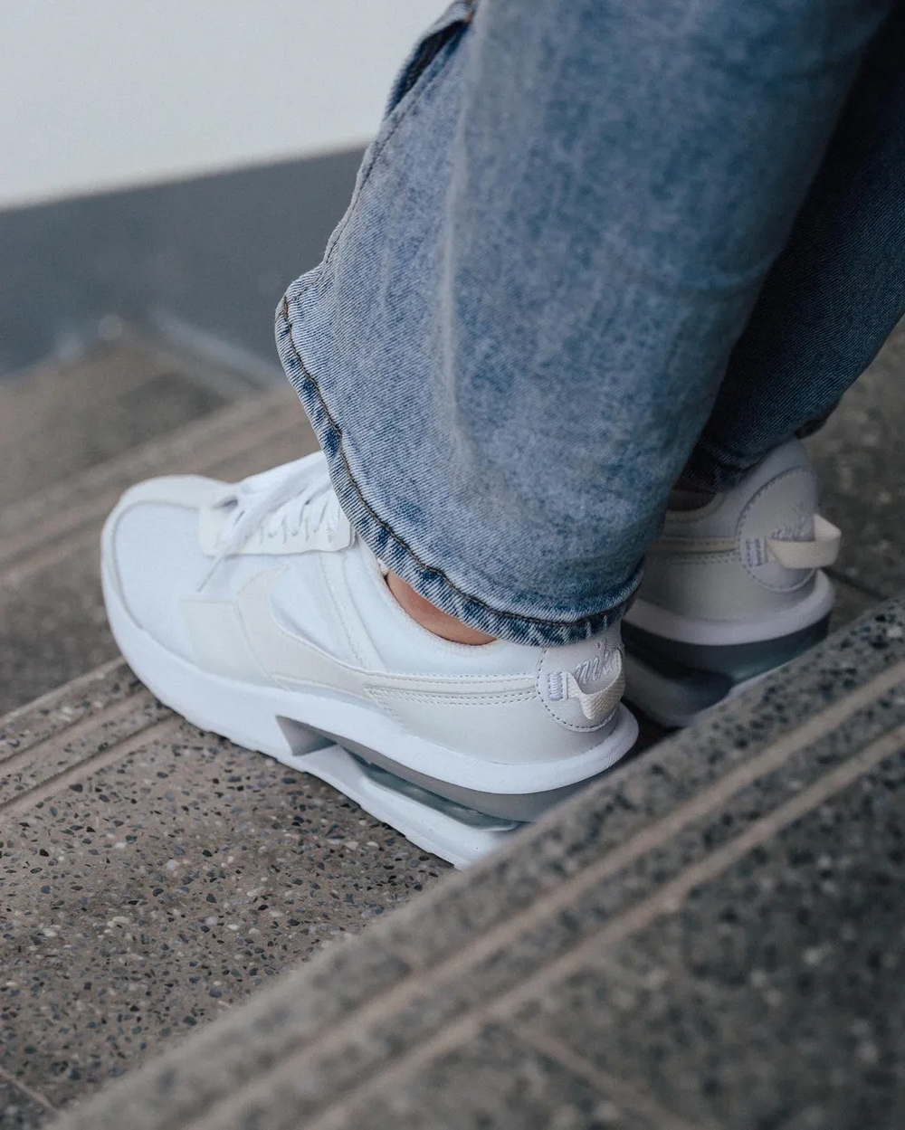 Кроссовки Nike Air Max Pre-Day, просто бел.