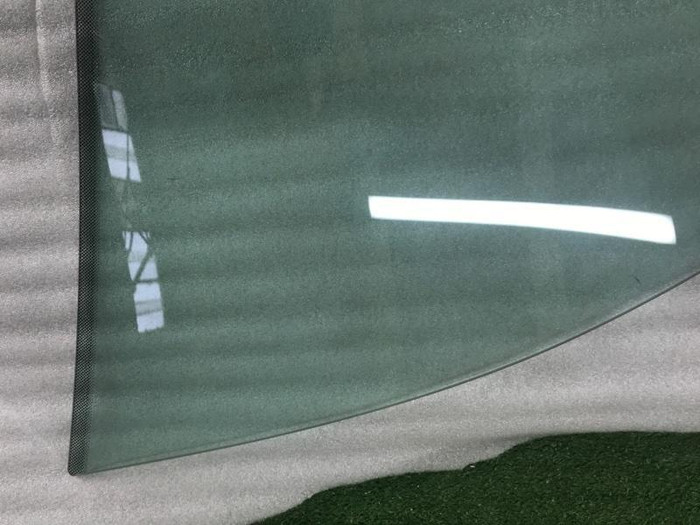 Стекло двери переднее правое BMW 5er F07 (2009-2017)