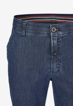 Garvey_7917-41_detail_front