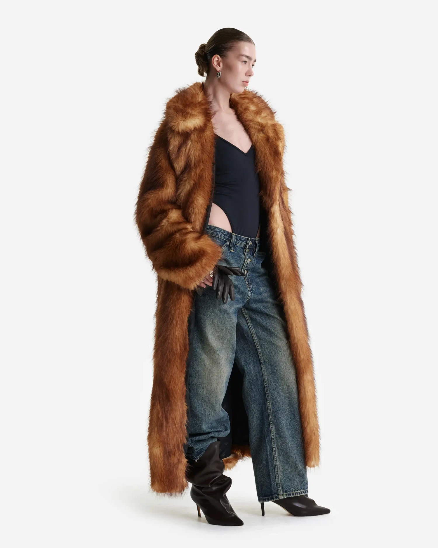 Длинная шуба из экомеха