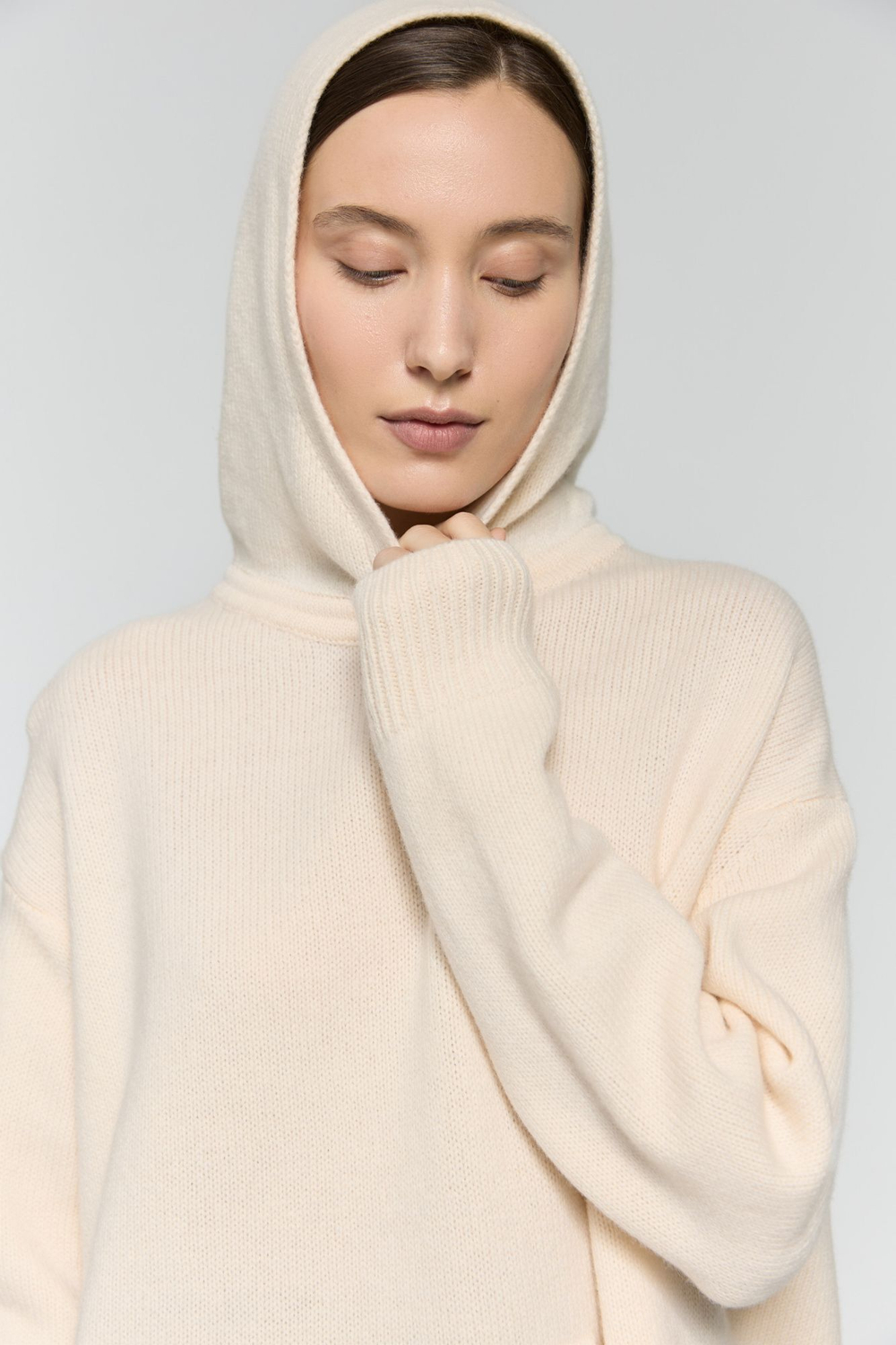 Худи  из объемной шерсти