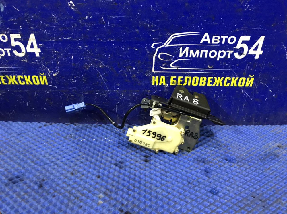 Замок багажника Honda ODYSSEY 1998-2004