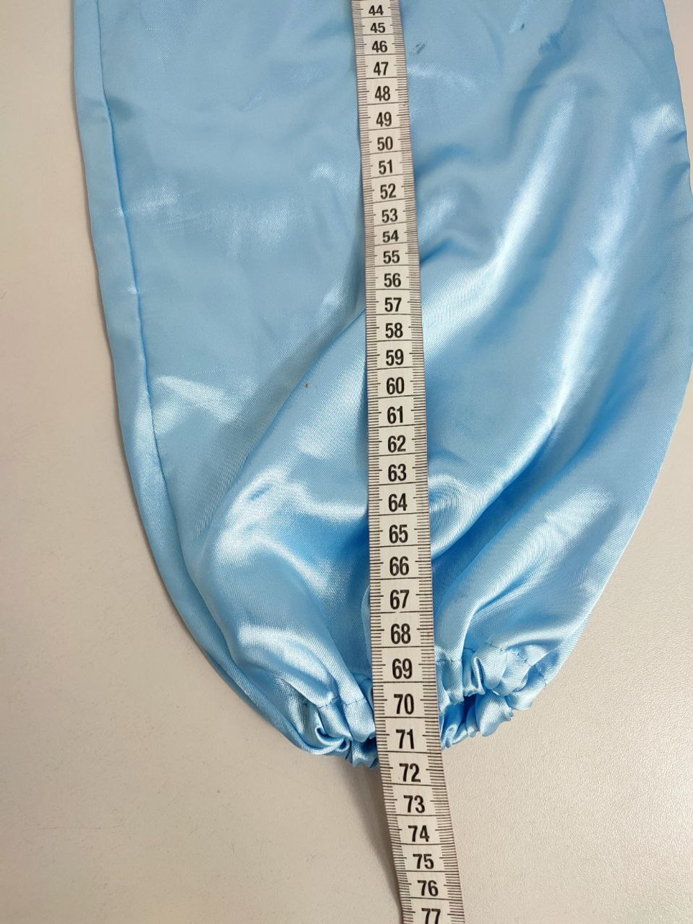 Брюки атласные голубые на 7 лет