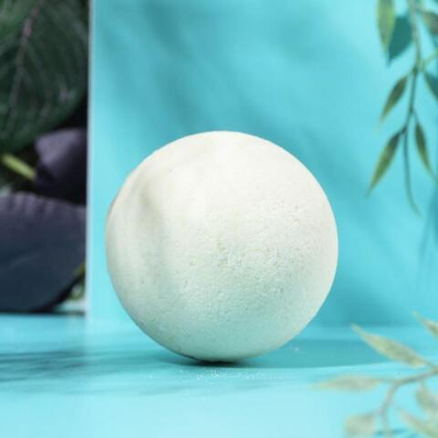 Бомбочка для ванны «Кладовая красоты» с ароматом ромашки - 120 гр.