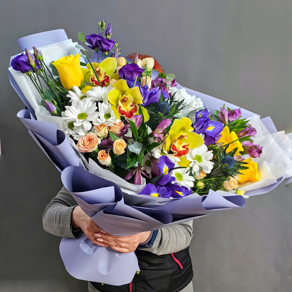 Авторский букет с орхидеями