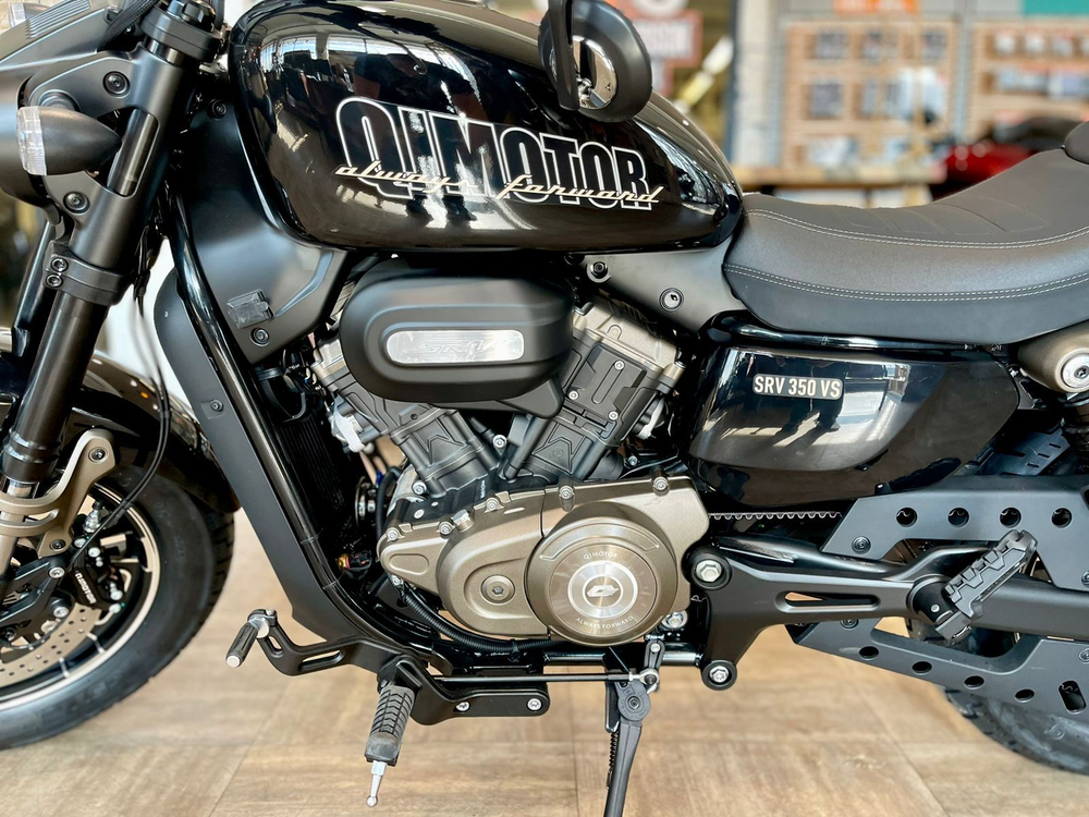 QJMOTOR SRV 350 (Black)