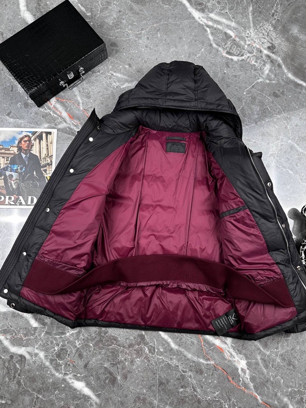 Пуховик Prada