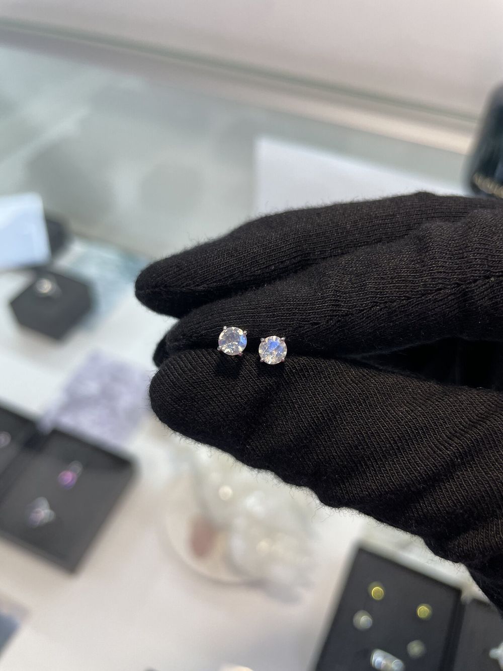 Серьги Crystal Circle с лунным камнем