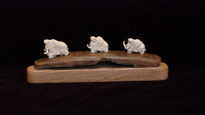 Три мамонта, композиция