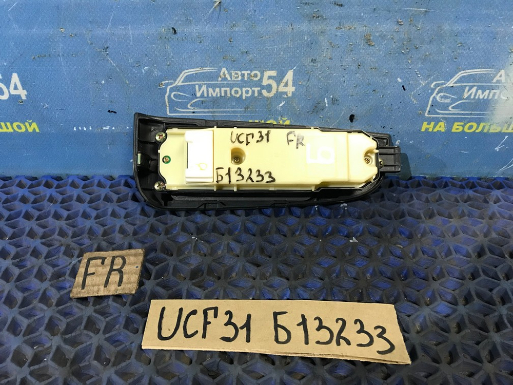 Блок управления стеклоподъемниками TOYOTA CELSIOR 2000-2006