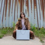 Пакет 47x34x16, серебро, витой шнур, картон VIP