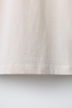 ZARA ФУТБОЛКА HEAVYWEIGHT С ВЫШИВКОЙ, ЭКРЮ