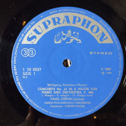 Винтажная виниловая пластинка LP W. A. Mozart В. А. Моцарт, Концерт Для Фотрепиано Concertos for piano: Koch. 488 in A major, Koch. 595 in B major (Чехословакия 1970)