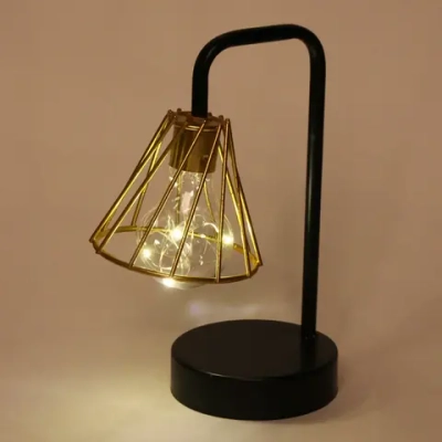 Светильник «ЛОФТ - Аманда» 13*10,5*23,5 см, на батарейках (в комплект не входят)