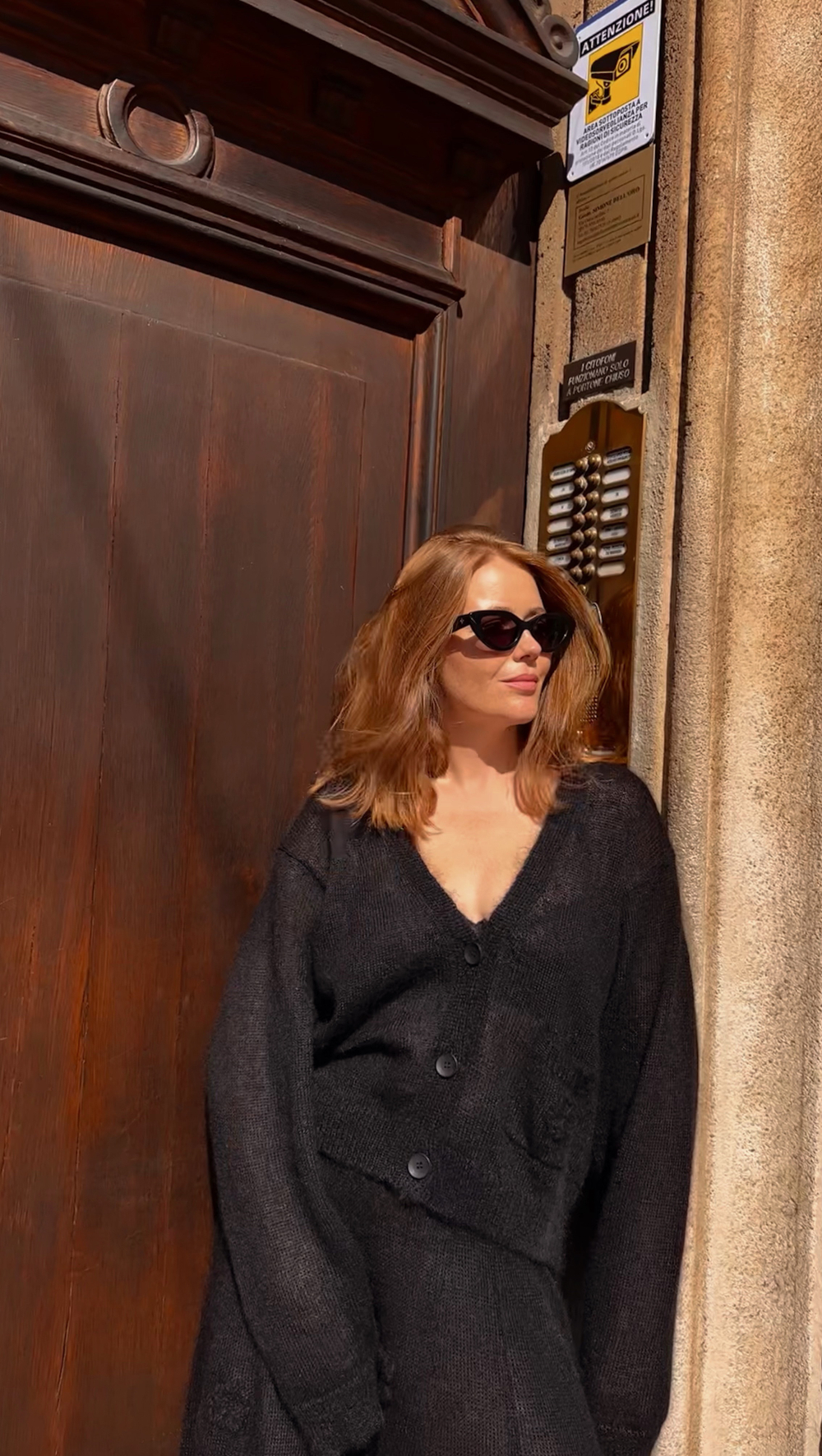 Чёрный кардиган из мохера